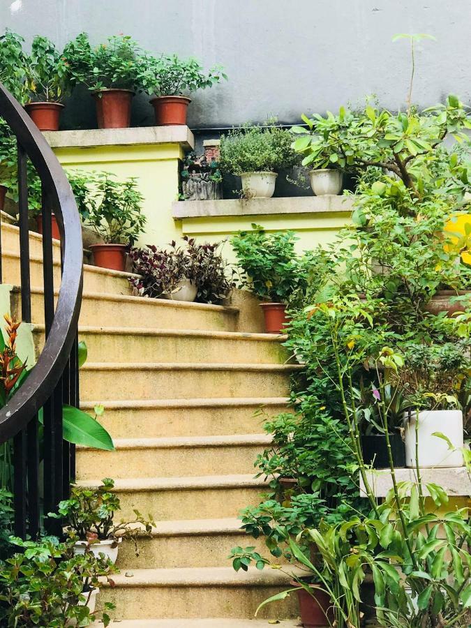 Alley Garden Homestay Hanoi Bagian luar foto
